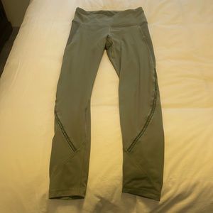 Mono B workout leggings